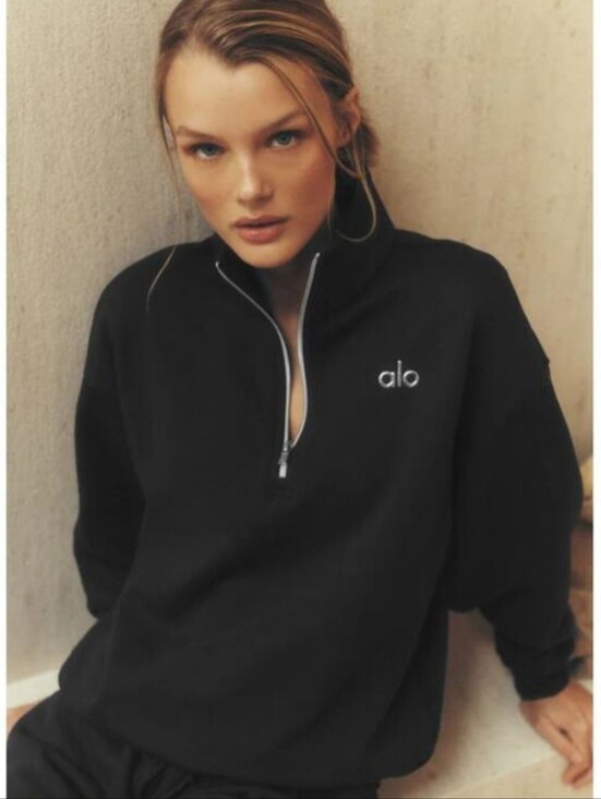 ALO Yoga Tops - Alo Black Quarter-Zip Pullover Sweatshirt
